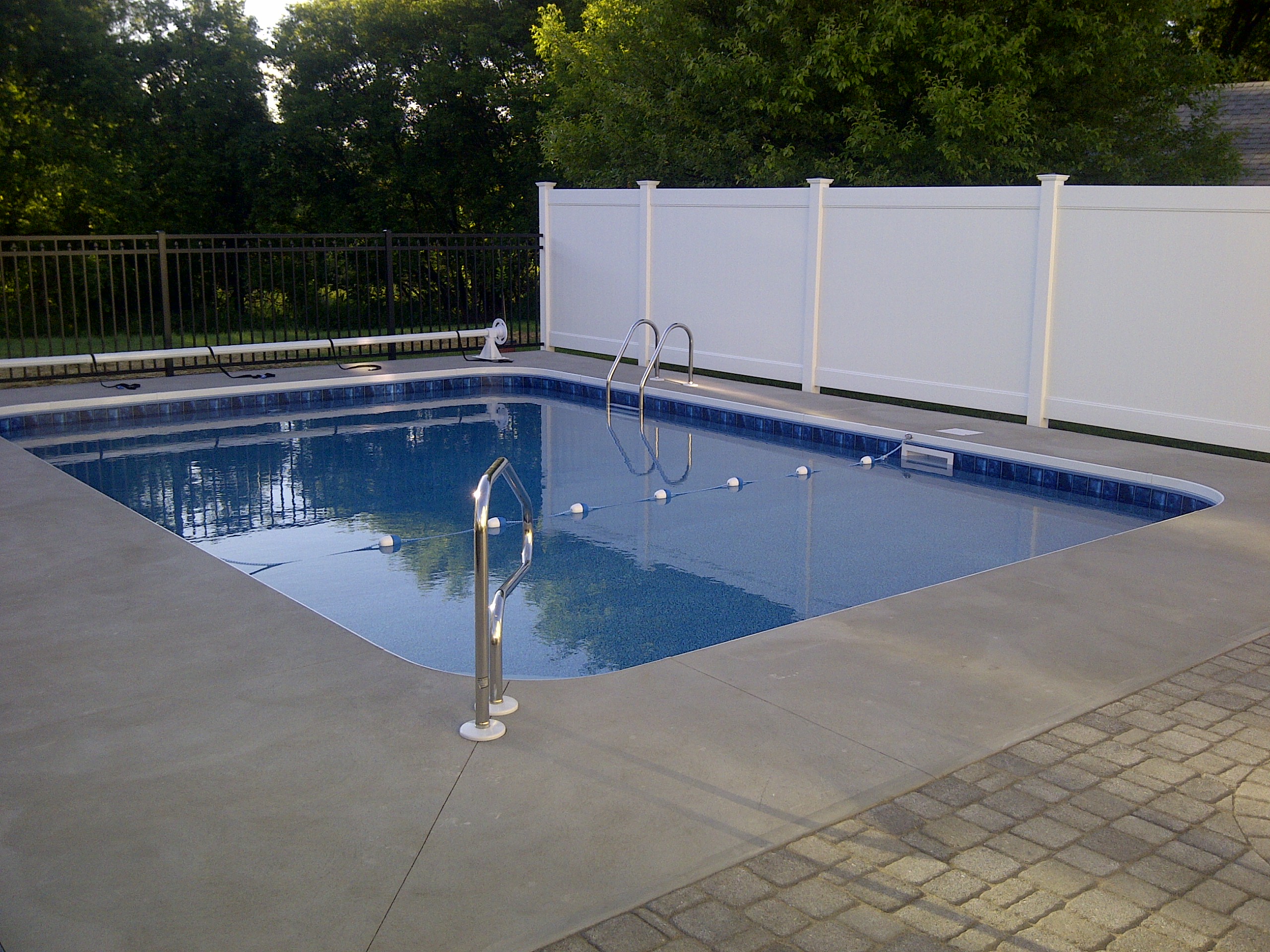 fencing around pool