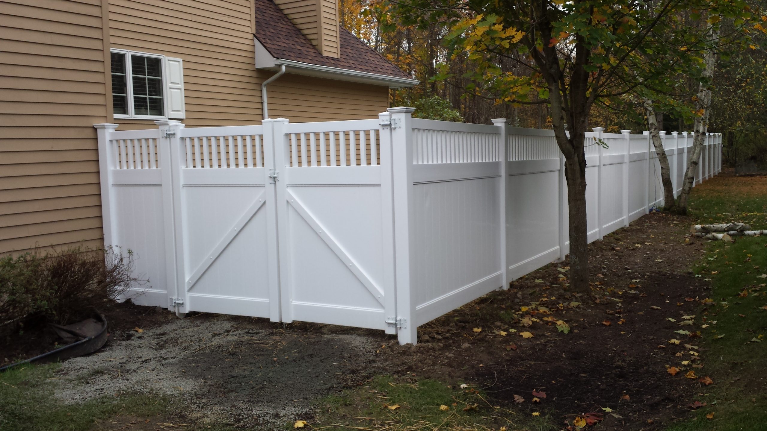 New Hartford Fence Replacement - Poly Enterprises Fencing Decking