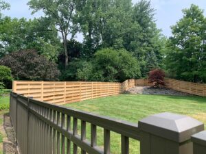 Horizontal Shadowbox Fencing