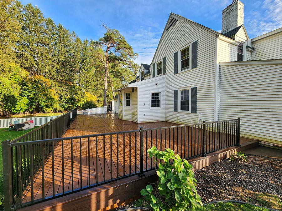 Decking & Railing in Utica