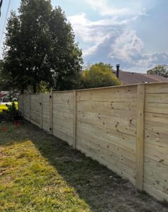 Horizontal Privacy Fence with Cap and Trim